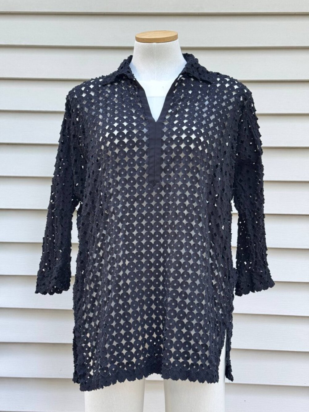 Josie Natori Black Cotton Eyelet Cutout Tunic Top — S